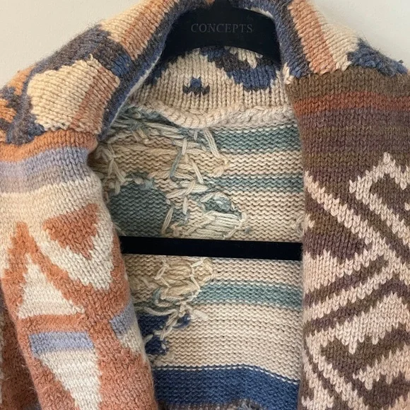 Multicolor Patterned Women's Sweater (Ralph Lauren?) No Tags, size Med/Lg - Picture 2 of 13